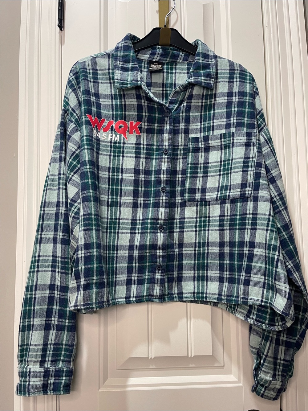 Netflix Women’s Plaid Button-Down Shirt - Navy & Teal